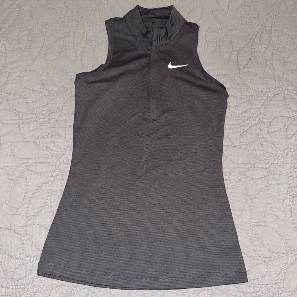 Nike Golf top